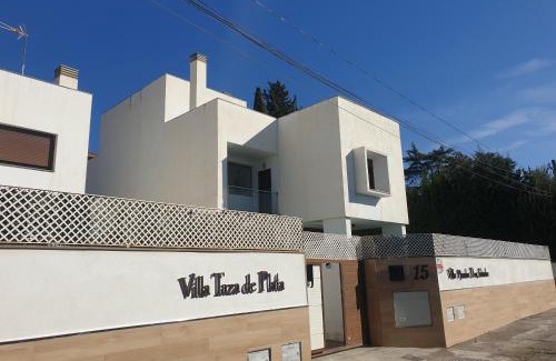 Huetor Vega Villa | VILLA TAZA DE PLATA A