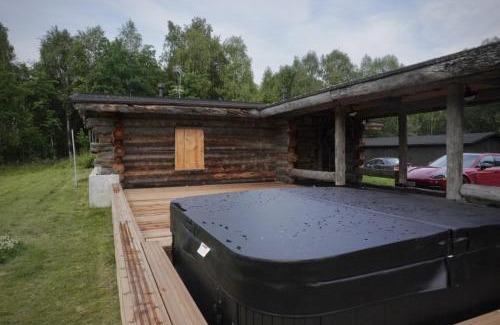 Inari Villa | Villa Tolonen a beautiful log villa by the Ivalo River