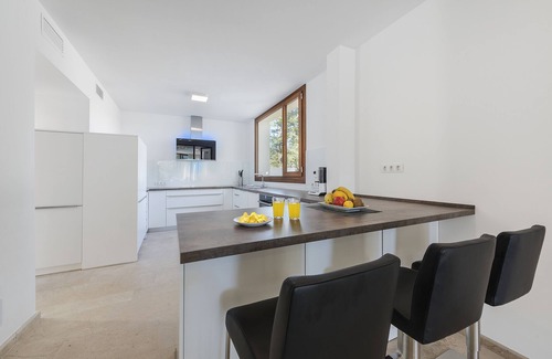 Urbanitzacio Gotmar Villa | Villa Veloco – an Exclusive Villa for Cyclists