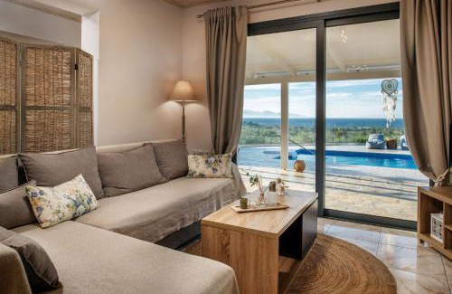 Planos Villa | Villa Venia - Cozy Escape with Scenic Sew View, by ZanteWize