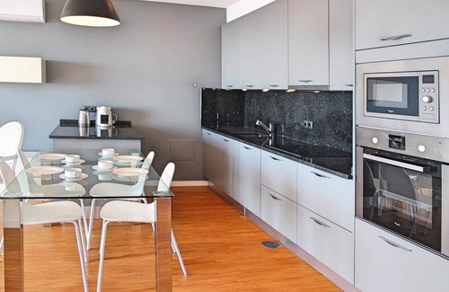 Monte Villa | Villa Vila Da Portada by Villa Plus