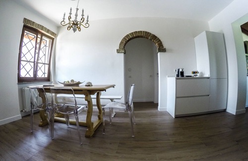 Terranuova Bracciolini Villa | Villa with pool, 6 beds and 2 bathrooms with free wifi