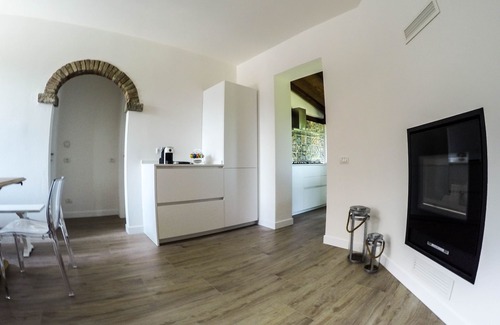 Terranuova Bracciolini Villa | Villa with pool, 6 beds and 2 bathrooms with free wifi