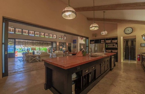 Cabarete Villa | Villa Wind Song - Luxurious Ocean Front Family Villa with private pool