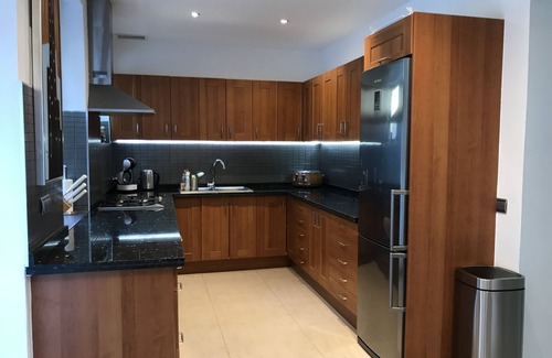 New Golden Mile Villa | Villa with Heated Pool and Jacuzzi close to Puerto Banus and Beach