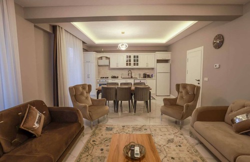 Erenler Villa | Villa with heated pool for families