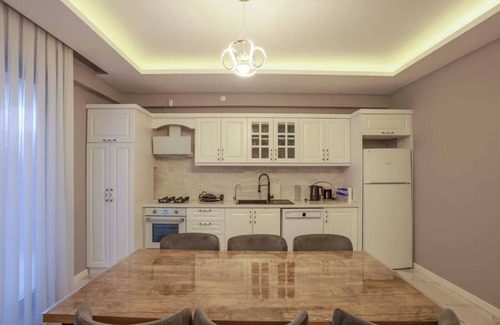 Erenler Villa | Villa with heated pool for families