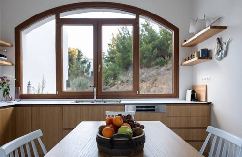 Lakkion Villa | Villa with majestic views in Lakki, Leros (Portolago)