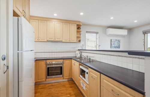 Ledge Point House | Villa with ocean views and resort amenities