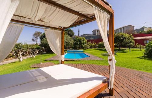 Arucas Villa | Villa with Pool and sea views in Banana Plantation by CanaryScape