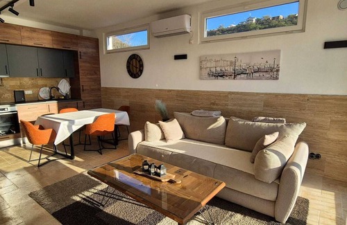Utjeha Hladna Uvala Villa | Villa with private pool and sea view