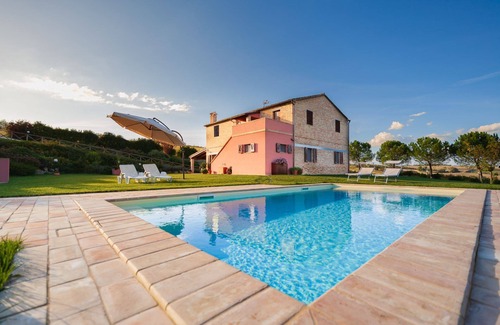 Polverigi House | Villa with private pool near Jesi