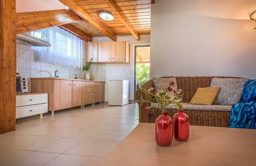 Planos Villa | Villa with sea view, pool and Breakfast included