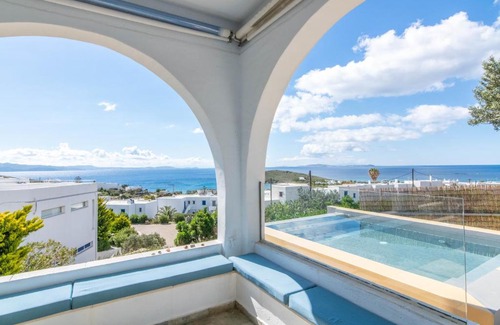 Agios Ioannis Apartment | Villa with View of Agios Ioannis and Pool with Jacuzzi