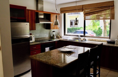 Guayacanes Villa | VillaFVJuanDolio-4BR/6Beds/12Pax/AC/WiFiBBQ-Pool-Tv