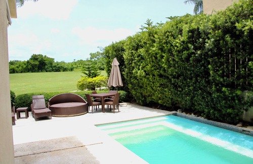 Guayacanes Villa | VillaFVJuanDolio-4BR/6Beds/12Pax/AC/WiFiBBQ-Pool-Tv