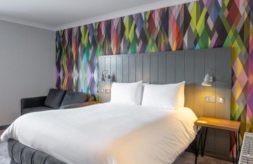 Whitchurch Hotel | Village Hotel Cardiff