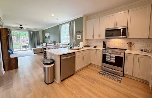 Jacksons' Gap House | Villas at Bay Ridge Unit 7