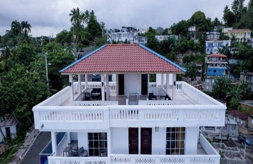 Barrio La Fortaleza Vieja Apartment | Villas Hillside apt 4