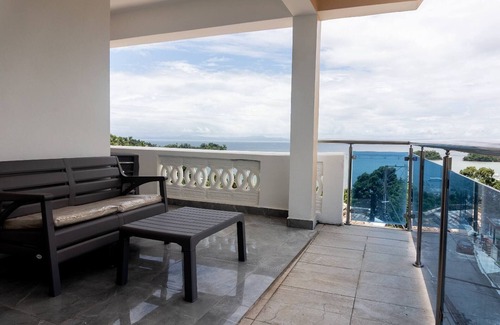 Barrio La Fortaleza Vieja Apartment | Villas Hillside apt 4