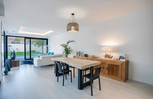 Rincon de la Victoria Ski Chalet | Villaswimmingpoolmalaga