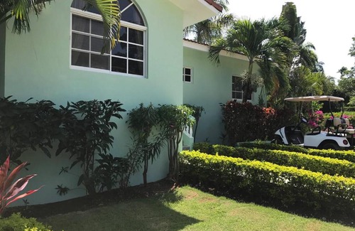 Urbanizacion Tavarez Villa | VillaTracey! Sosua 3 BR Pool Wifi Cable Maid #156