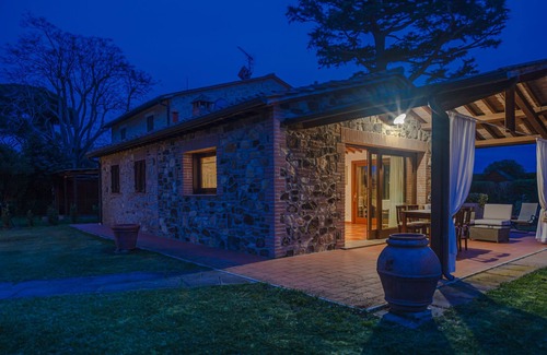 Castagneto Carducci House | Villino Mary, delightful cottage between sea and countryside