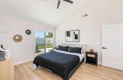 Temecula House | Vineyard Chic Oasis: Modern Elegance near Temecula Wineries