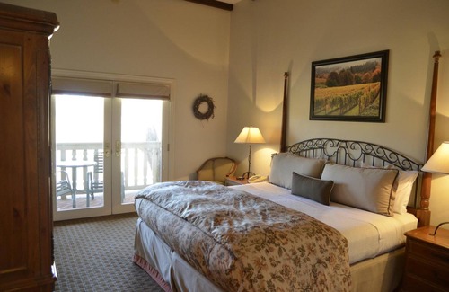 St. Helena House | Vineyard Country Inn