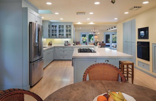 Santa Rosa House | Vineyard views, pool, hot tub, bocce/pickle ball!