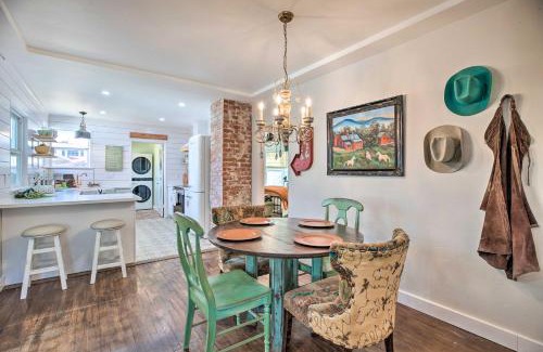 Bishop House | Vintage Bishop House in Downtown with Porch Swing!