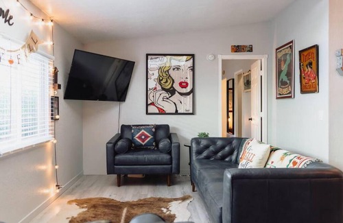 Rio Linda House | Vintage Eclectic Home Near Sacramento Airport