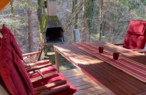 Hrastnik House | Vintage Holiday House