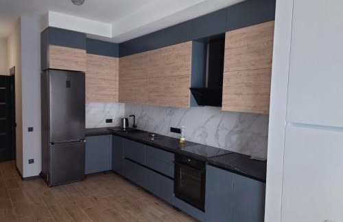 Rivne Apartment | VIP апартаменти біля озера