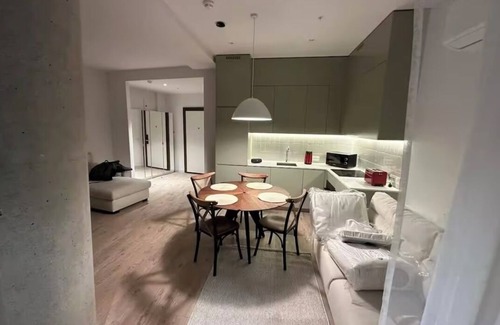 Mtsvane Kontskhi Apartment | VIP beachfront complex apartment with pool, gym by Batumi botanical garden