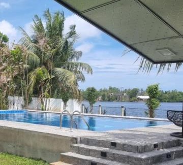 Darga Town House | VIP room in villa with pool and garden