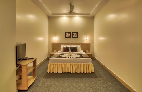 Sualkuchi Hotel | Vishwaratna Hotel