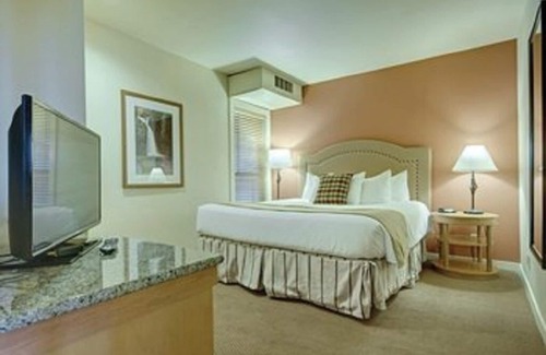 Bend Resort | Visit Deschutes National Forest and wilderness areas!