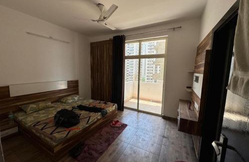 Greater Noida Apartment | Visitor stop