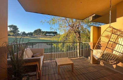 Chiva Apartment | Vista Golf