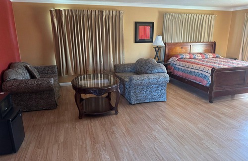 Riverside Hotel | Vista Motel - Riverside