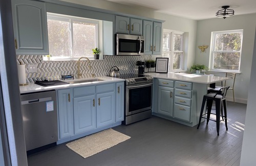 French Lick House | Vita Nova- Minutes from French Lick and Patoka Lake. Sleeps up to 14!