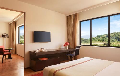 Khanapara Hotel | Vivanta Guwahati