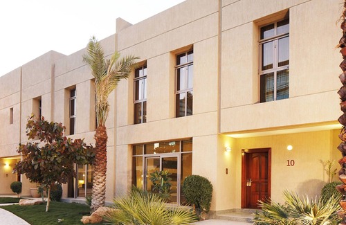 Riyadh Villa | Vivienda Hotel Villas Granada