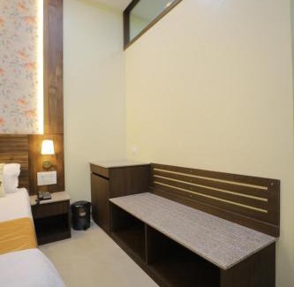 Kalaburagi Hotel | VL Patil Stays and Banquets