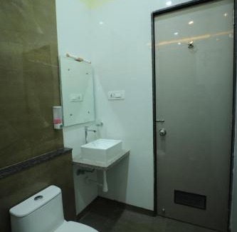 Kalaburagi Hotel | VL Patil Stays and Banquets