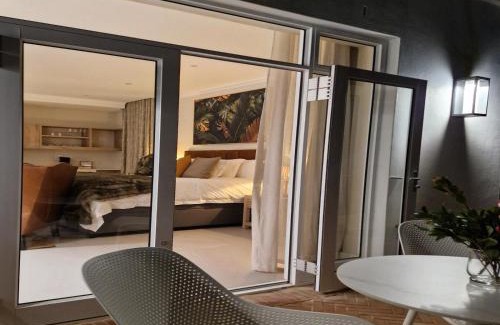 Raithby House | Vredenburg Manor House