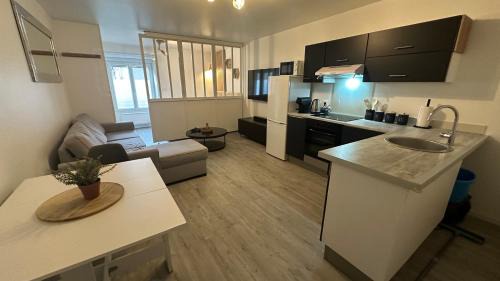 Roissy-en-Brie Apartment | vshome logement cosy 5min gare RER entre Disneyland et Paris
