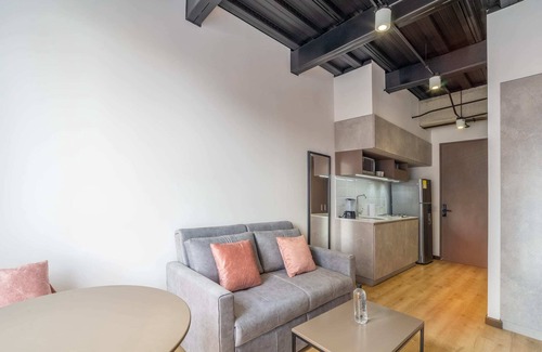 Antiguo Country Apartment | w * | Splendid Loft in Parque Virrey