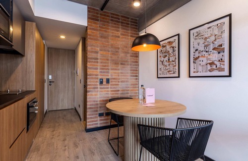 Barrios Unidos Apartment | w* | Unique loft in Parque Virrey